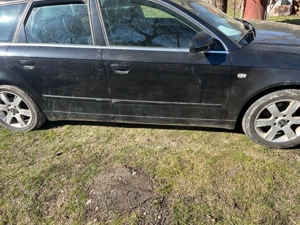 Dezmembrez Audi A 4  - imagine 2
