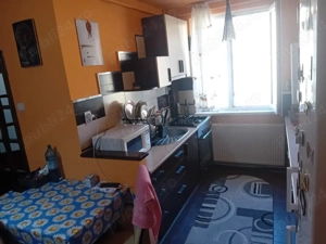 Ap 2 Cam Precista 54mp etaj 2 la cheie renovat mobilat utilat  - imagine 11