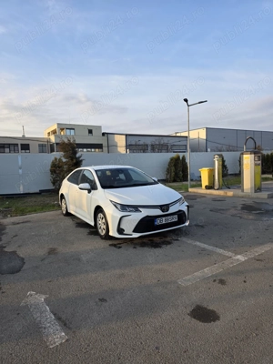 Toyota corrolla 1.5 benzina 2021 - imagine 4