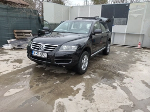 Vând Volkswagen Touareg 7L