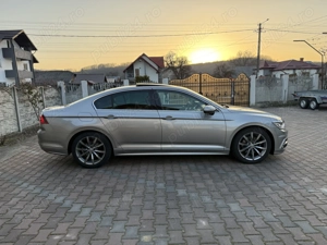 Vând Volkswagen Passat B8, R-line, 2017, 1.6 TDI, DSG, COCKPIT, TRAPĂ, LED - imagine 3