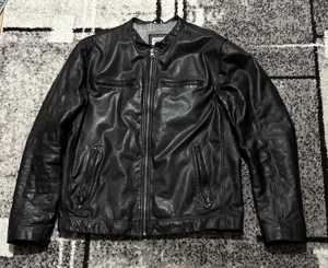 Geaca jacheta de piele