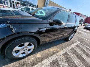 Land Rover Discovery Sport 2.0 TD4 SE - Tracțiune integrală - Diesel - Manuală - 150 CP - imagine 6