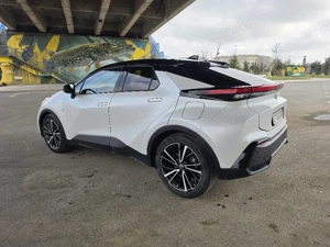 Toyota CHR 1.8 Hybrid FWD Exclusive - imagine 2