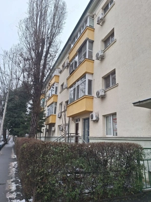 Apartament 2 camere .curat .disponibil imediat .nemobilat .