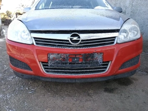 Dezmembrez Opel Astra h  - imagine 4