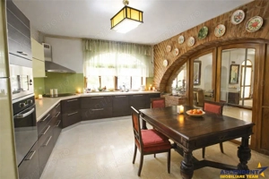 Rezidenta cu personalitate, pe 120 mp,  Centrul Istoric, Brasov - imagine 3