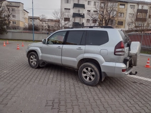 Toyota Land Cruiser 4x4 8 locuri  - imagine 4