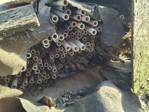 Vând ppr coturi șuruburi și multe alte chestii 