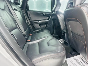 VOLVO Xc-60 - imagine 7