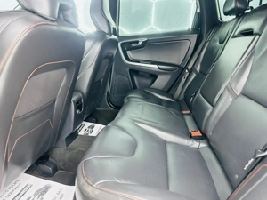 VOLVO Xc-60 - imagine 15