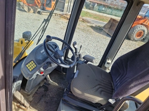 Încărcător frontal Volvo L 35 B - imagine 7