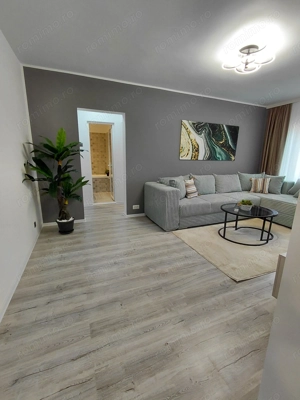 De vanzare apartament  3 Camere Micro 16 – Renovat, Mobilat, Etaj 2 - imagine 7