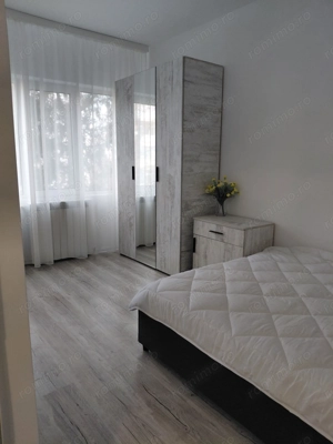 De vanzare apartament  3 Camere Micro 16 – Renovat, Mobilat, Etaj 2 - imagine 15