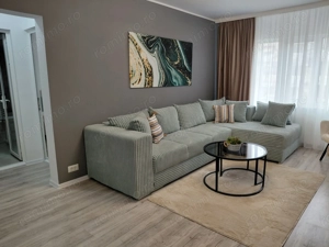 De vanzare apartament  3 Camere Micro 16 – Renovat, Mobilat, Etaj 2 - imagine 9