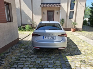 Skoda OctaviaIV 2.0Tdi dsg 150cp Fără accidentari - imagine 4
