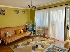 Apartament cu 3 camere, 2 balcoane, 2 bai,etaj intermediar,
