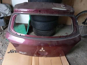 Hayon MItsubishi Space Star