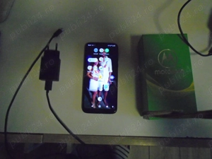 Vând mobil Motorola G7 Power