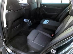 Skoda Octavia 2.0TDI DSG 150CP - imagine 8