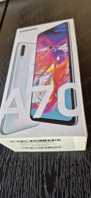 Vand telefon Samsung A 70