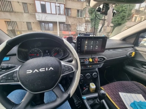 Dacia Logan echipată taxi  - imagine 5