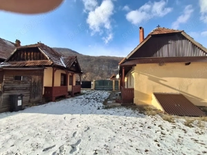 Casa traditionala Munte - imagine 4