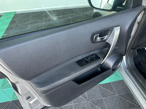 Nissan Qashqai 1.6 Diesel 130 CP An 2012 - imagine 20