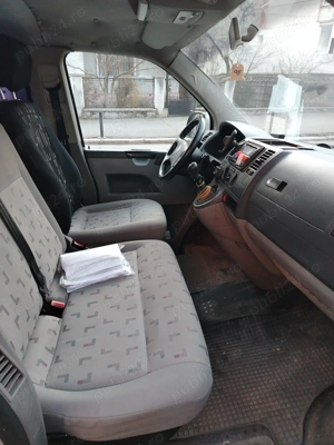 Caravelle T5 AN 2005. 