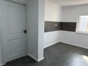 Decomandat, 2 camere, Bd.DACIA, stradal, deasupra la notariat.