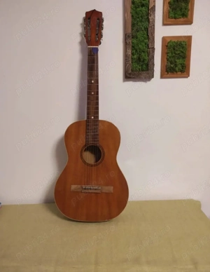 Vând chitară clasică stare bună, ideală pentru începători