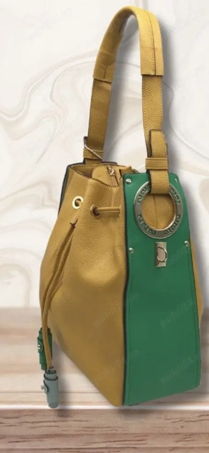 Genți damă de vânzare 