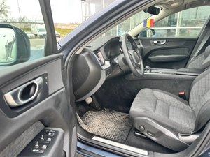 Vând volvo xc60 stare perfectă Mild-hibrid - imagine 10