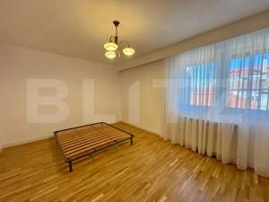 Duplex exclusivist– 400 mp, design modern, 5 dormitoare – zona Andrei Mureșanu - imagine 7