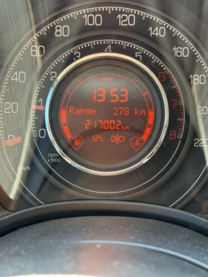 Persoana fizica vand Fiat 500, 1,4 benzina 100 HP an, cutie de viteze manuala 6 trepte. - imagine 2