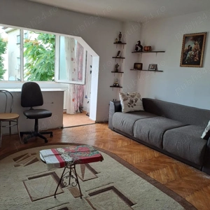 Steaua, COMISION 0, 2 camere, decomandat, etaj 3, centrala, AC,cu potential - imagine 5