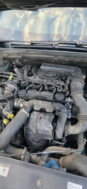 Vând Peugeot 407 2004  - imagine 3