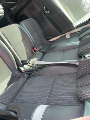 renault megane - imagine 3