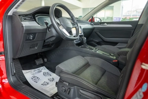 Volkswagen Passat Variant Business 2.0 TDI Dsg BlueMotion - imagine 16