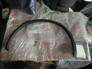 overfender aripa stângă fata Volkswagen Touareg 7p 2010-2016 - imagine 5