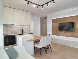 Apartament lux 2 camere 56 mp, terasa 25 mp, etaj intermediar, garaj, Eroilor - imagine 3