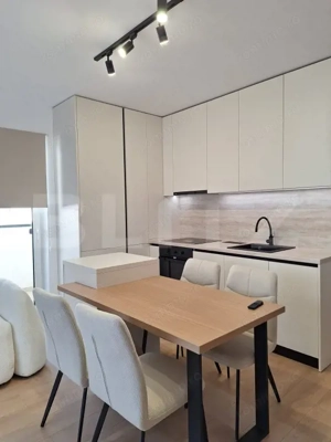 Apartament lux 2 camere 56 mp, terasa 25 mp, etaj intermediar, garaj, Eroilor - imagine 4