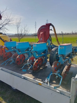 Semanatoare porumb monosem pneumatică  Met erbicidat RAU 300 l