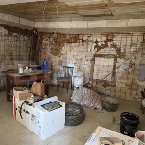 Casa si teren in Ocnita  - imagine 9