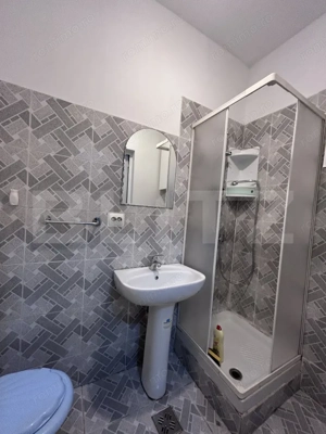 Garsoniera de inchiriat, la casa - zona Independentei - imagine 3