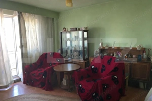 Apartament spatios cu 4 camere, 80 mp, etaj 2, Turda 