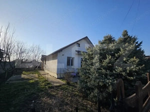 Casa cu 3 camere in Holboca, zona linistita - imagine 8
