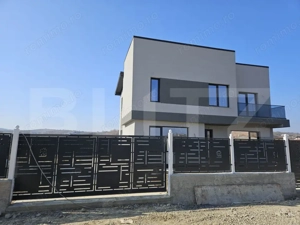 Vila de lux cu 4 camere in Tomesti 