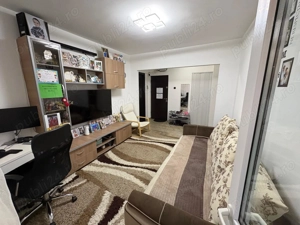 Vand apartament 3 camere decomandat et1 - imagine 4