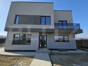 Vila de lux cu 4 camere in Tomesti  - imagine 2